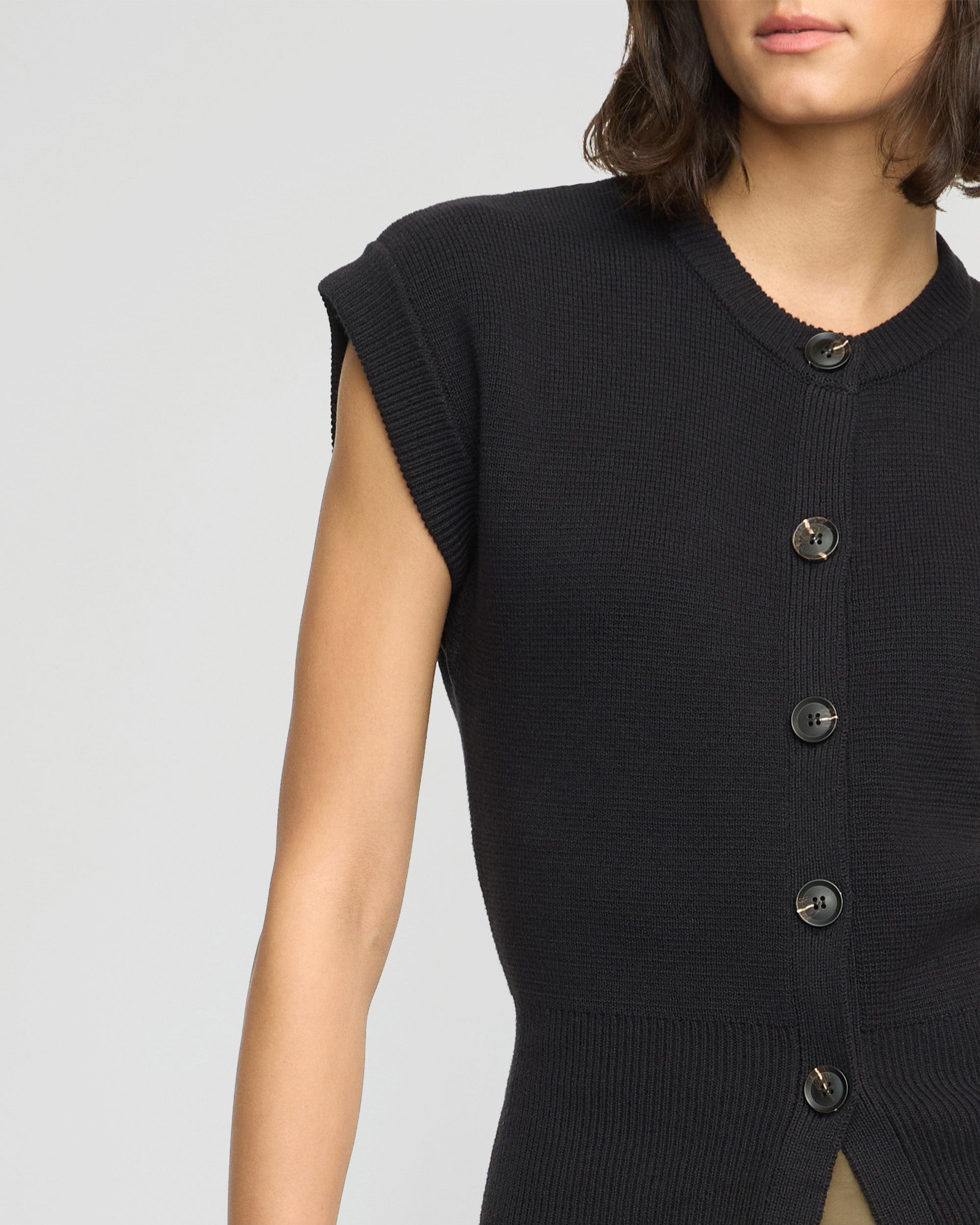 Solea Button Knit Vest - Image 4