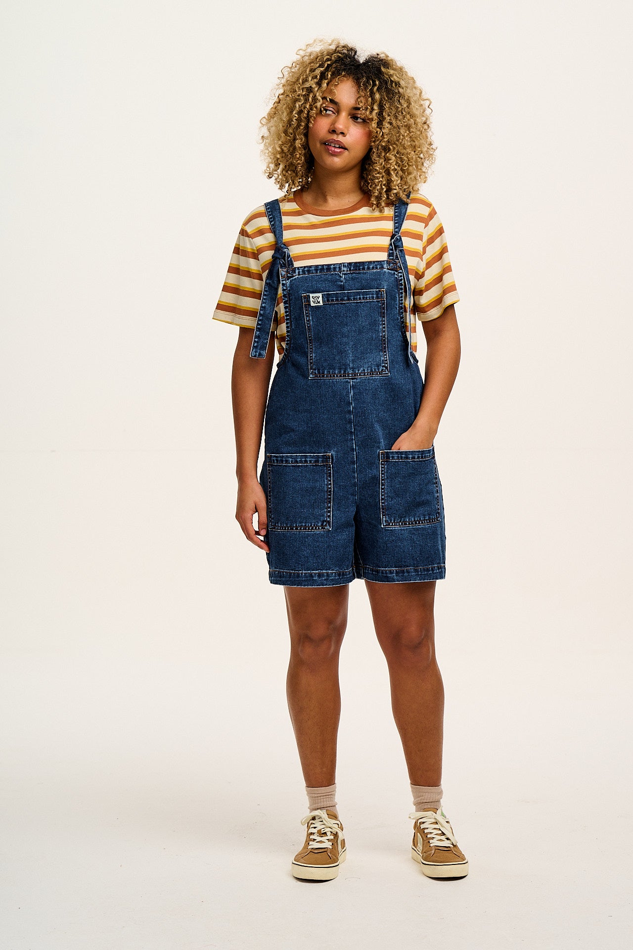 Original - Denim Dungaree Shorts in Mid Wash Blue - Image 3