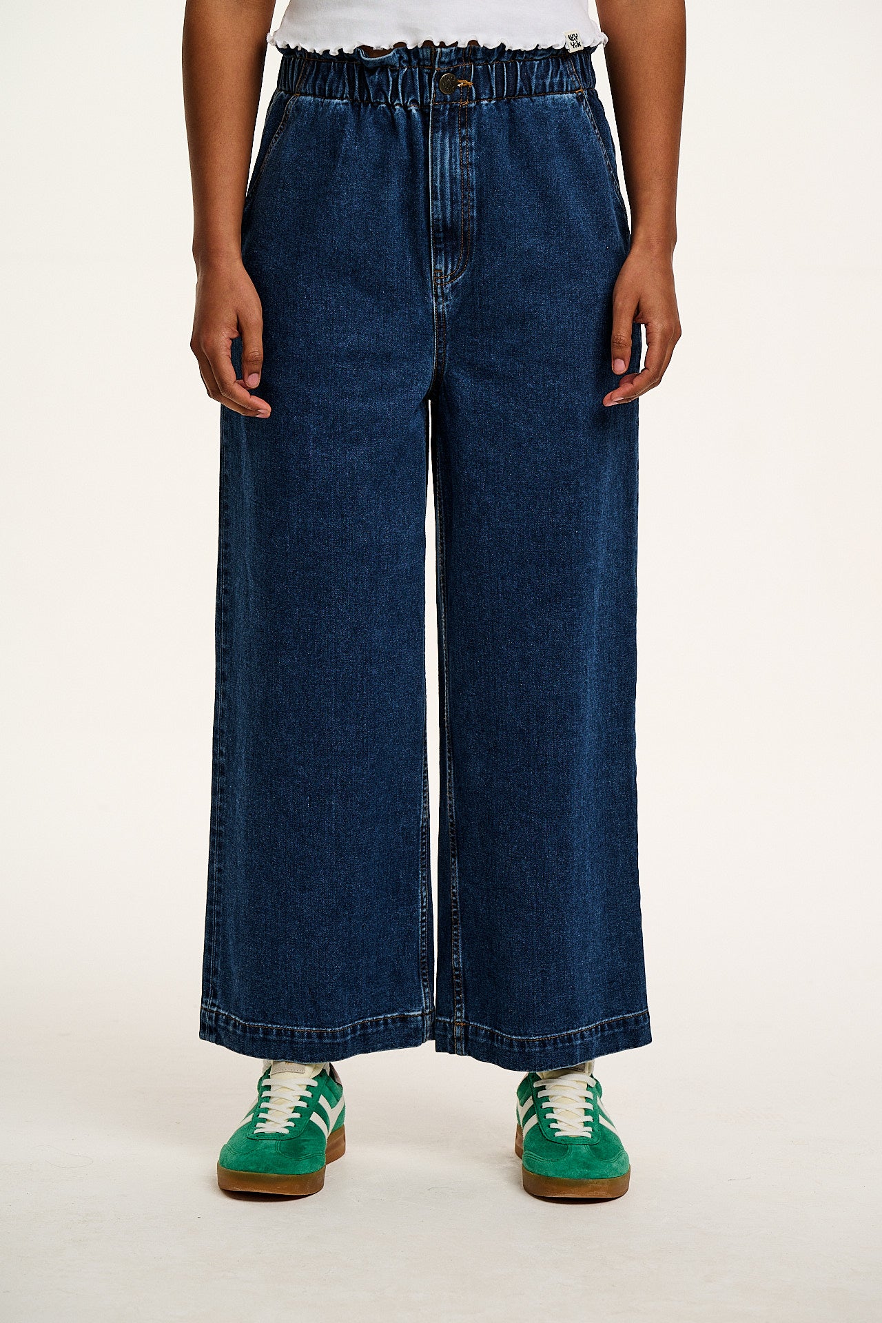 Cody - Paper Bag Jeans in Mid Wash Blue Denim - Image 2