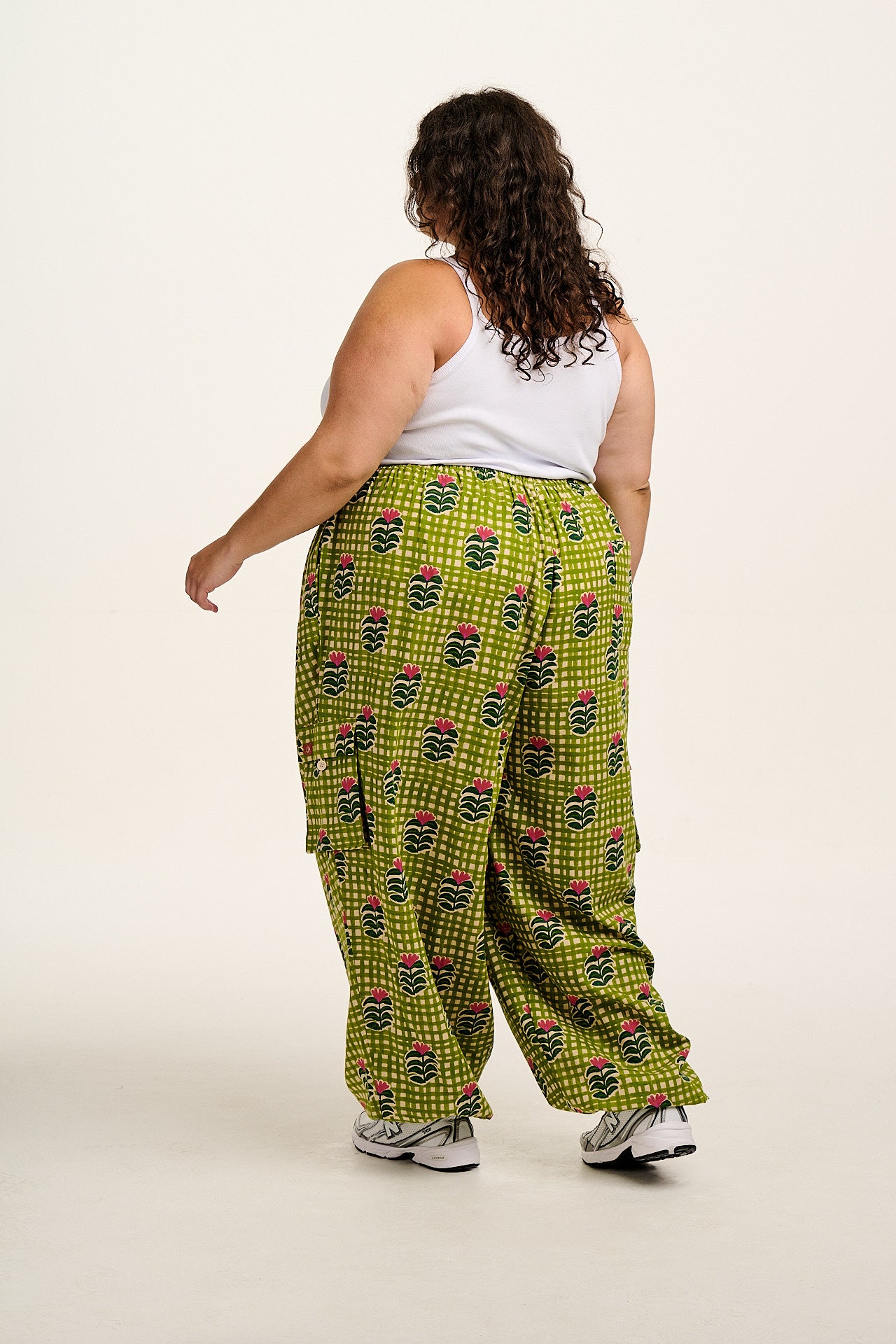 Rumi - Balloon Cotton & Linen Trousers in Blooming Green Checkerboard - Image 10